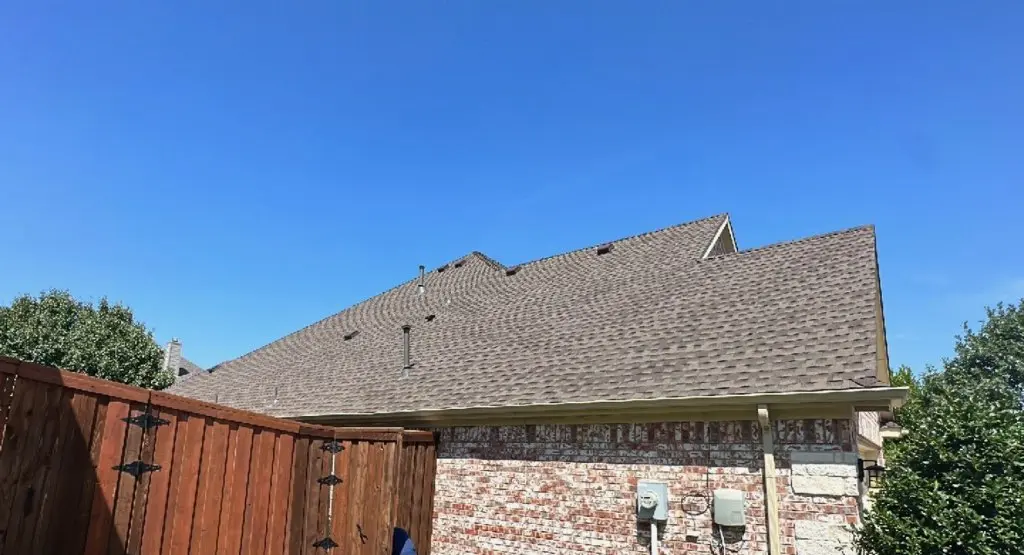 Completed roof replacement project in Gulf Gate